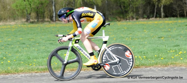 Stef van Zummeren in 2015 bij Verandas Willems cyclingsite.be